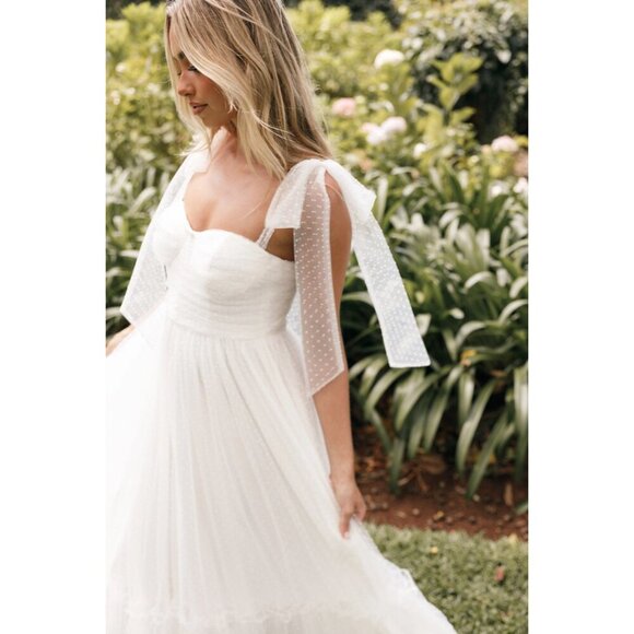 PETAL & PUP Floret Midi Dress in White Size Large - Picture 4 of 10